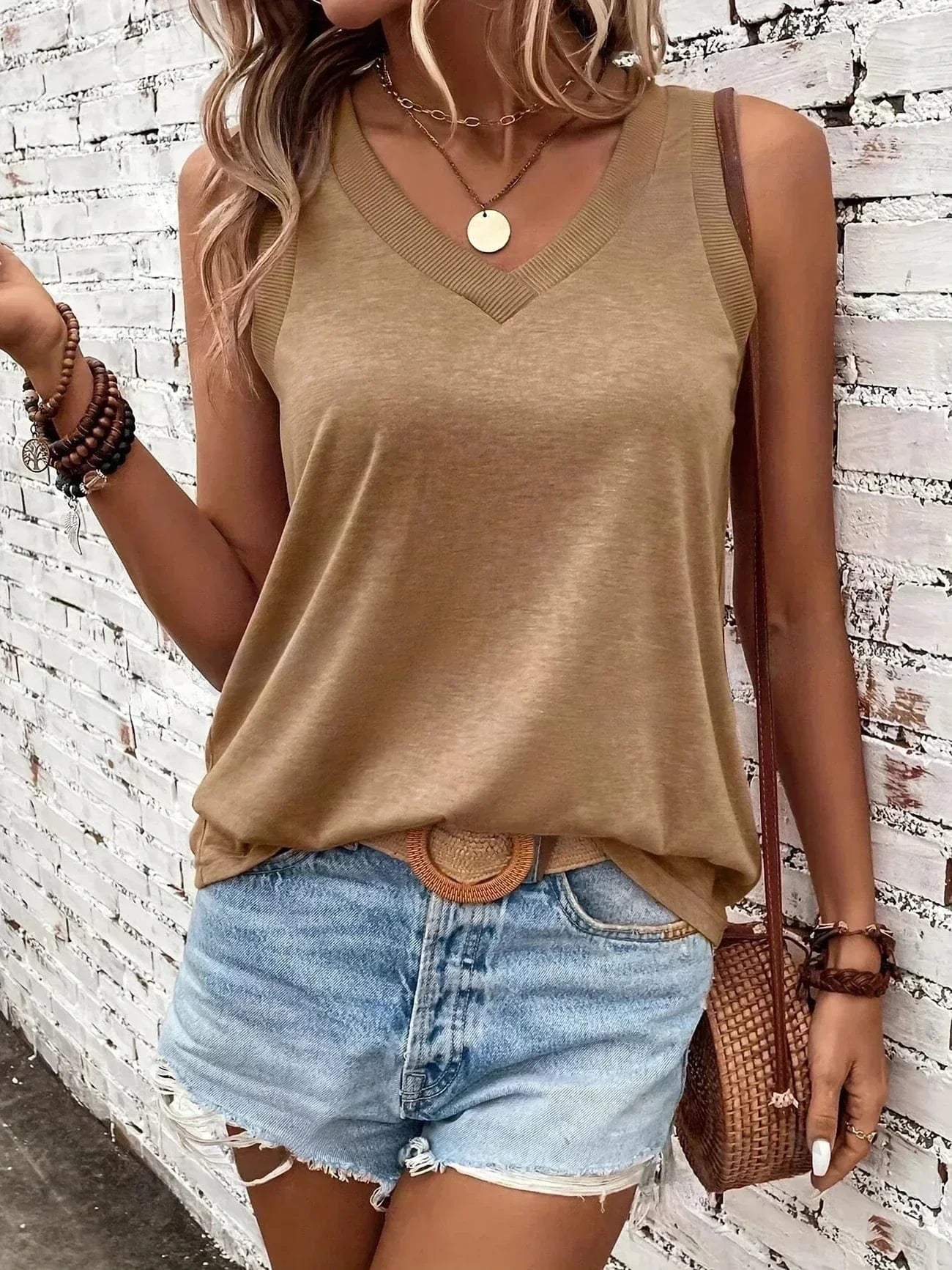 Assila V-Neck Top